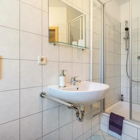 Gaestezimmer - 3*